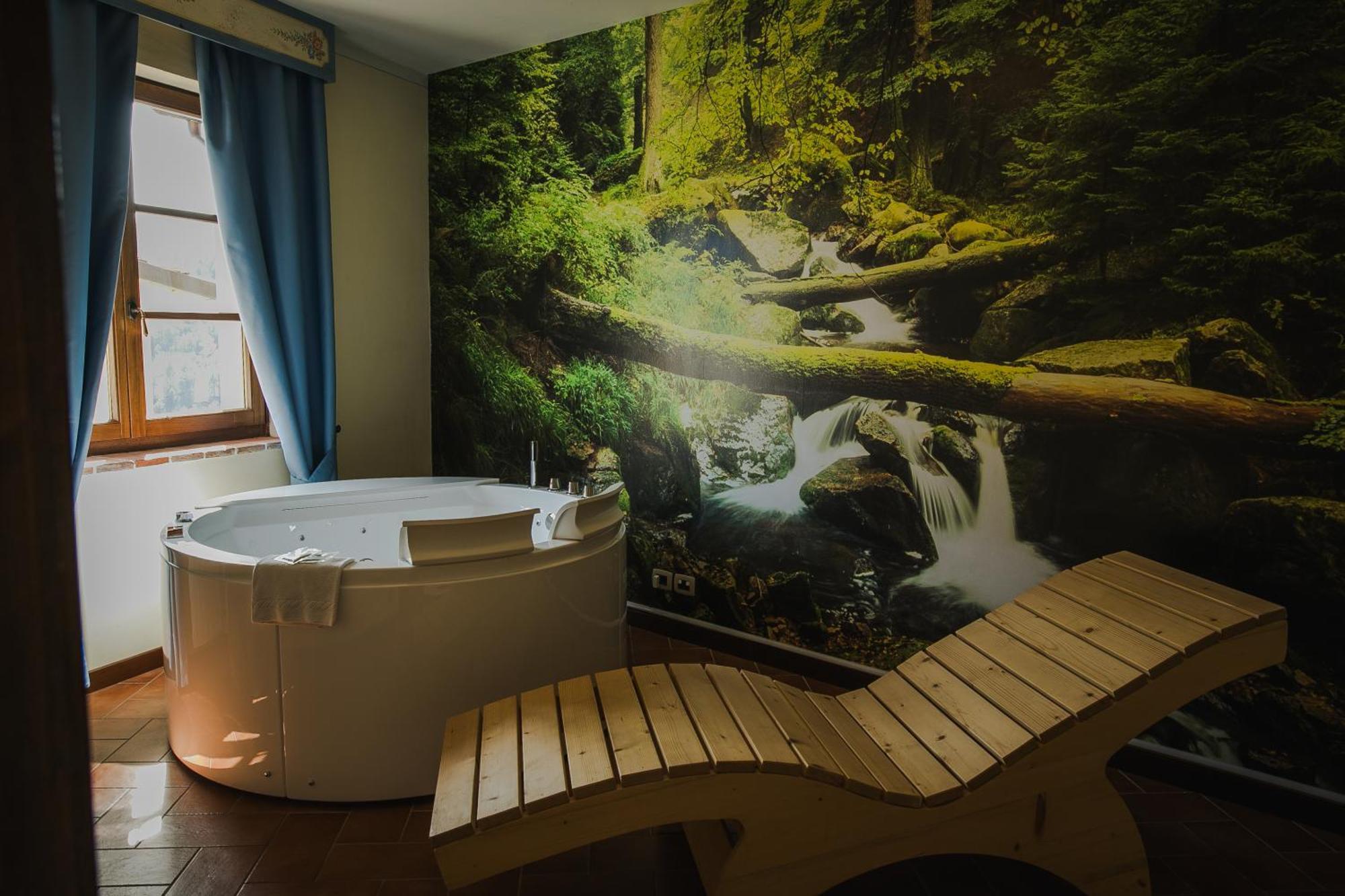 Borgo I Tre Baroni - Spa Suites & Resort Poppi Exteriör bild